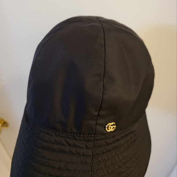 Authentic Gucci Nylon GG Motif Bucket Hat - Picture 3 of 8